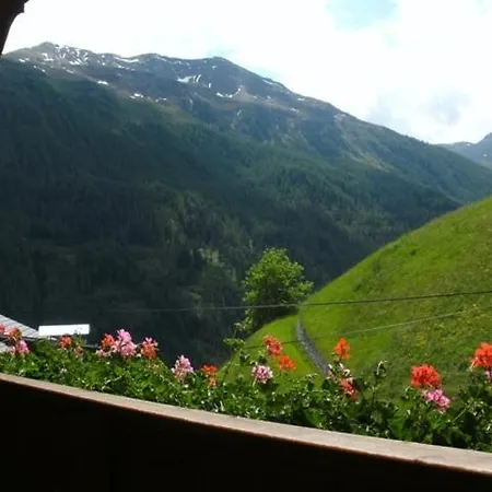 Berggasthaus Trojen Guest house Sankt Jakob in Defereggen