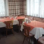 Berggasthaus Trojen 3*